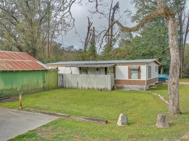 892 WOODVILLE Highway