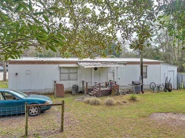892 WOODVILLE Highway