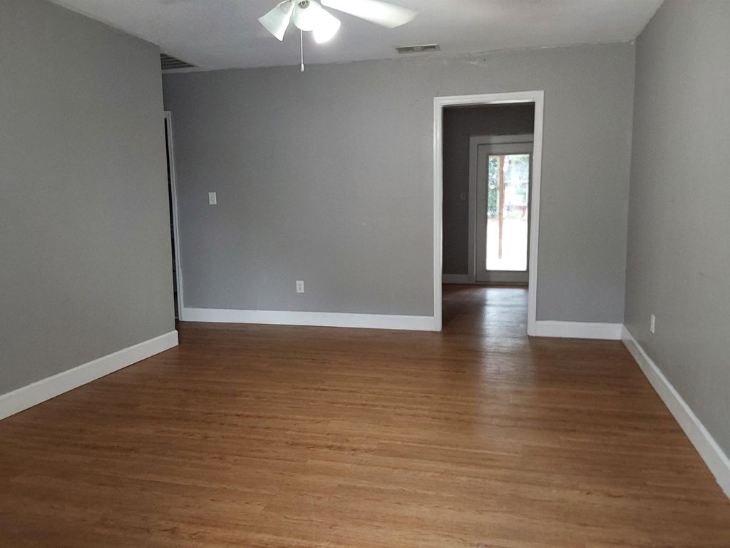 Photo of 306 Lancaster Drive, Tallahassee, FL 32304 (MLS # 392696)