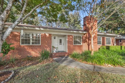 Tiny photo for 1310 Dillard Street, Tallahassee, FL 32308 (MLS # 393501)