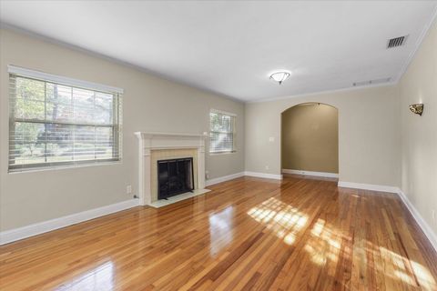 Tiny photo for 1310 Dillard Street, Tallahassee, FL 32308 (MLS # 393501)
