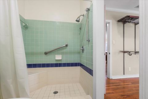 Tiny photo for 1310 Dillard Street, Tallahassee, FL 32308 (MLS # 393501)