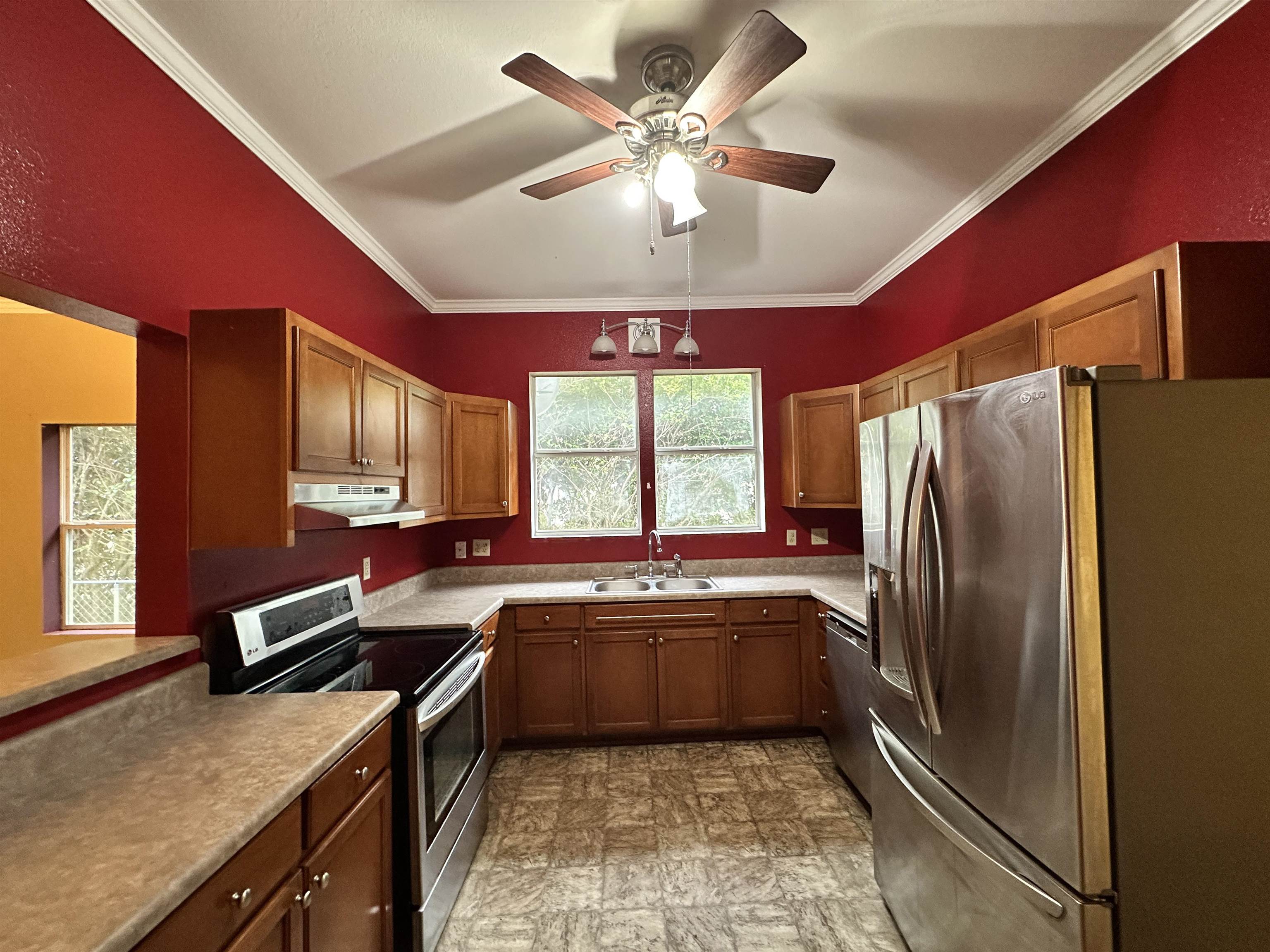 20560 NW Folsom Avenue