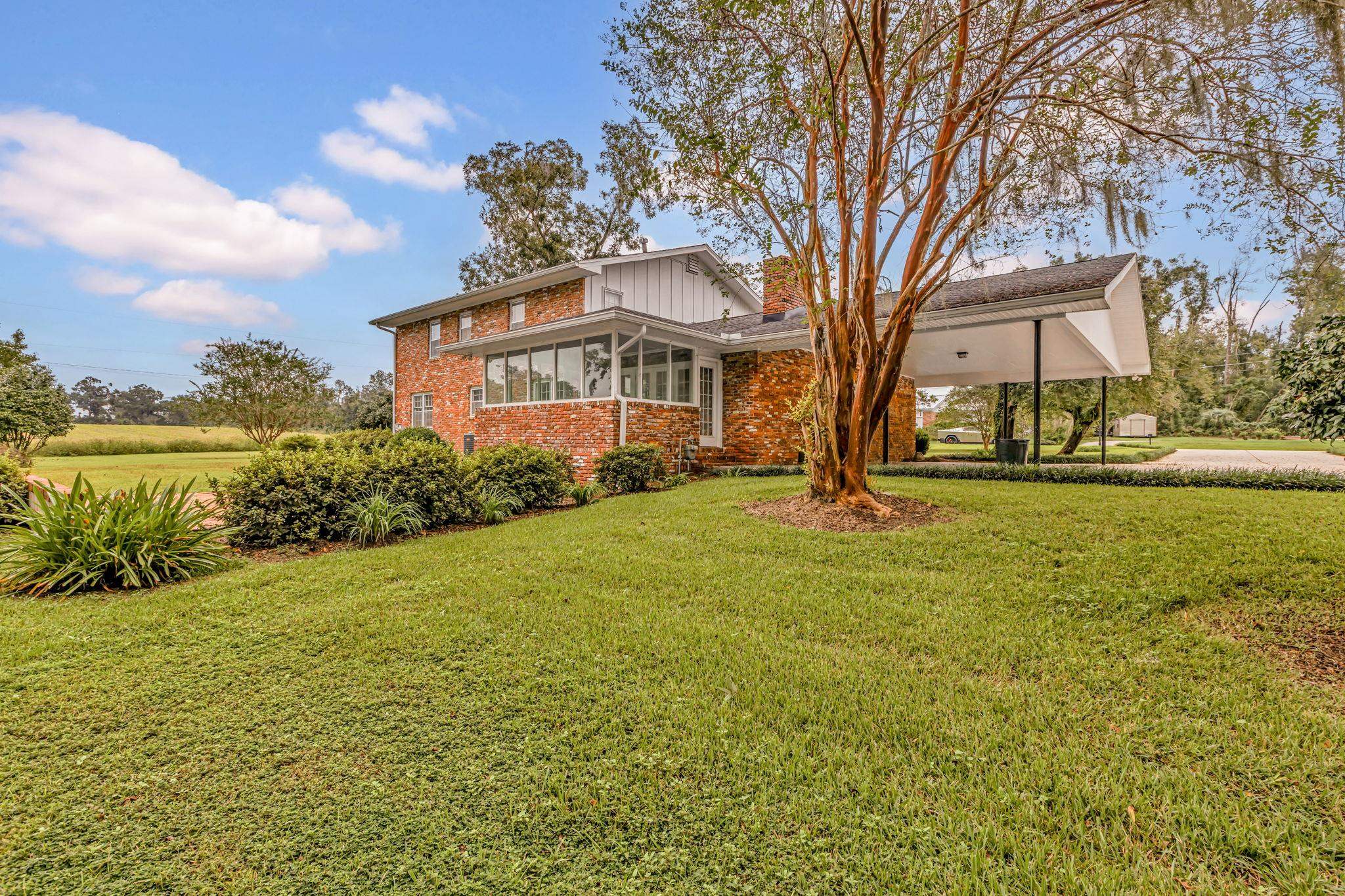 324 NE Fraleigh Drive