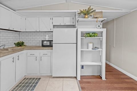 Tiny photo for 200 FRANCIS MAPLES Dr, Tallahassee, FL 32310 (MLS # 392537)