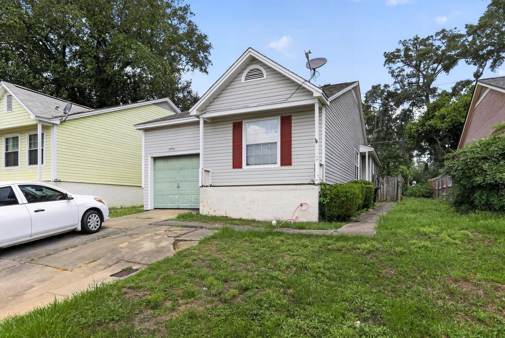 Photo of 4230 Benchmark Trace, Tallahassee, FL 32317 (MLS # 400255)