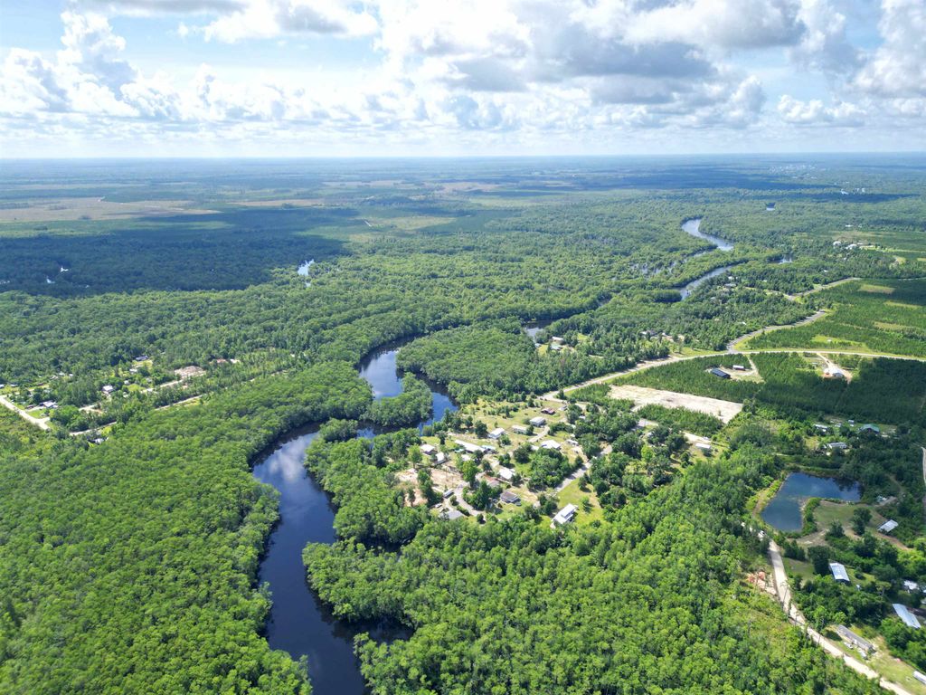 Photo of TBD SE Mcclellan Street, Other, FL 32449 (MLS # 387624)