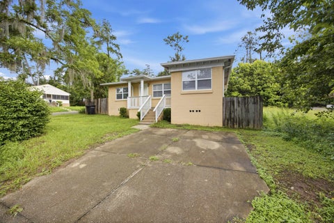 Tiny photo for 734 Putnam Drive, Tallahassee, FL 32301 (MLS # 402878)