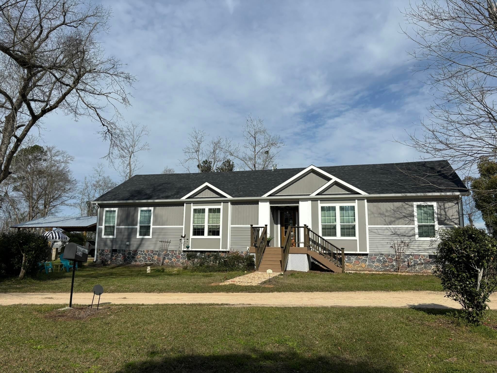 322 Graceland Road
