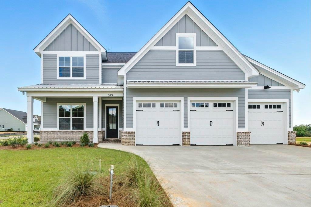 Photo of 649 Knotted Pine Drive, Tallahassee, FL 32312 (MLS # 394654)