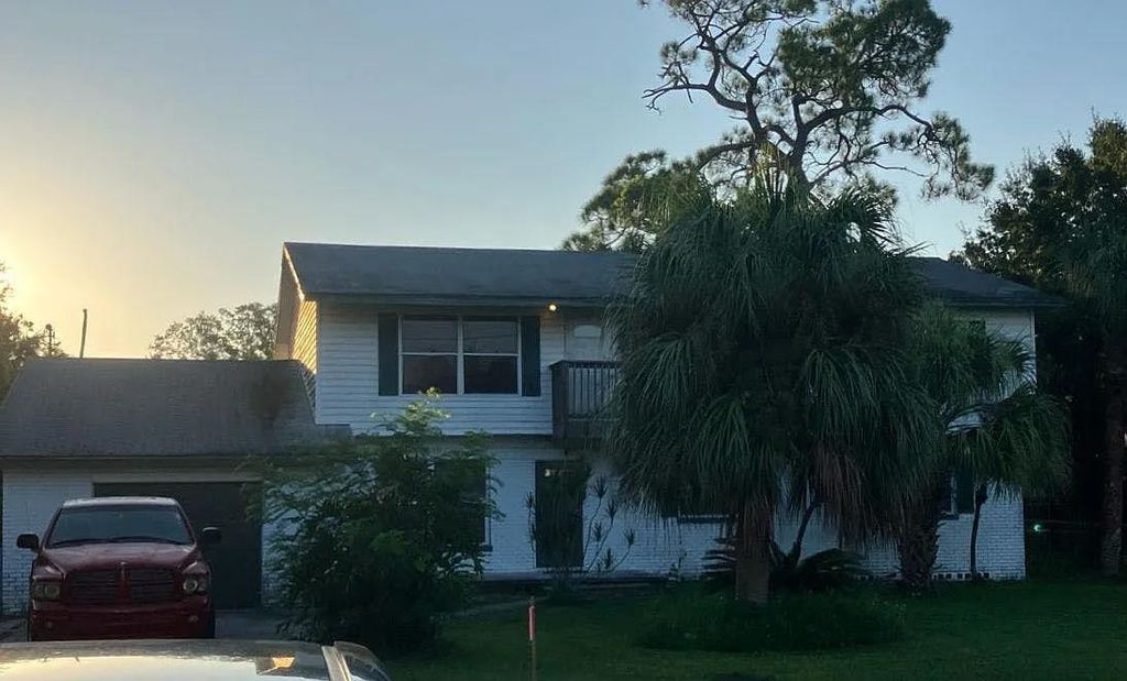 Photo of 425 Shore Dr E Dr, Other Florida, FL 34677 (MLS # 392476)