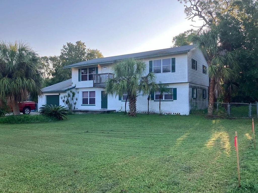 Photo of 425 Shore Dr E Dr, Other Florida, FL 34677 (MLS # 392476)