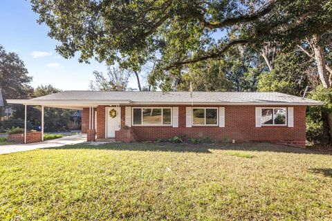 Tiny photo for 210 SATSUMA St, Tallahassee, FL 32301 (MLS # 399556)