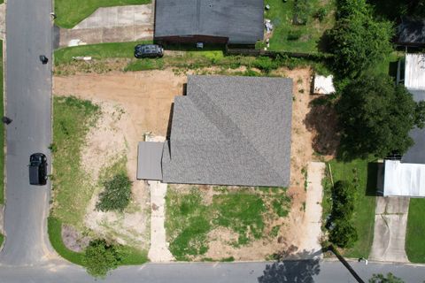 Tiny photo for 312 Ash Court, Tallahassee, FL 32301 (MLS # 392191)