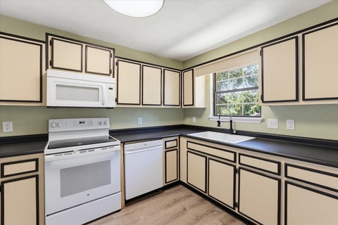 Tiny photo for 1563 San Luis Road, Tallahassee, FL 32304 (MLS # 401825)
