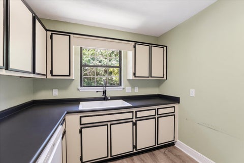 Tiny photo for 1563 San Luis Road, Tallahassee, FL 32304 (MLS # 401825)