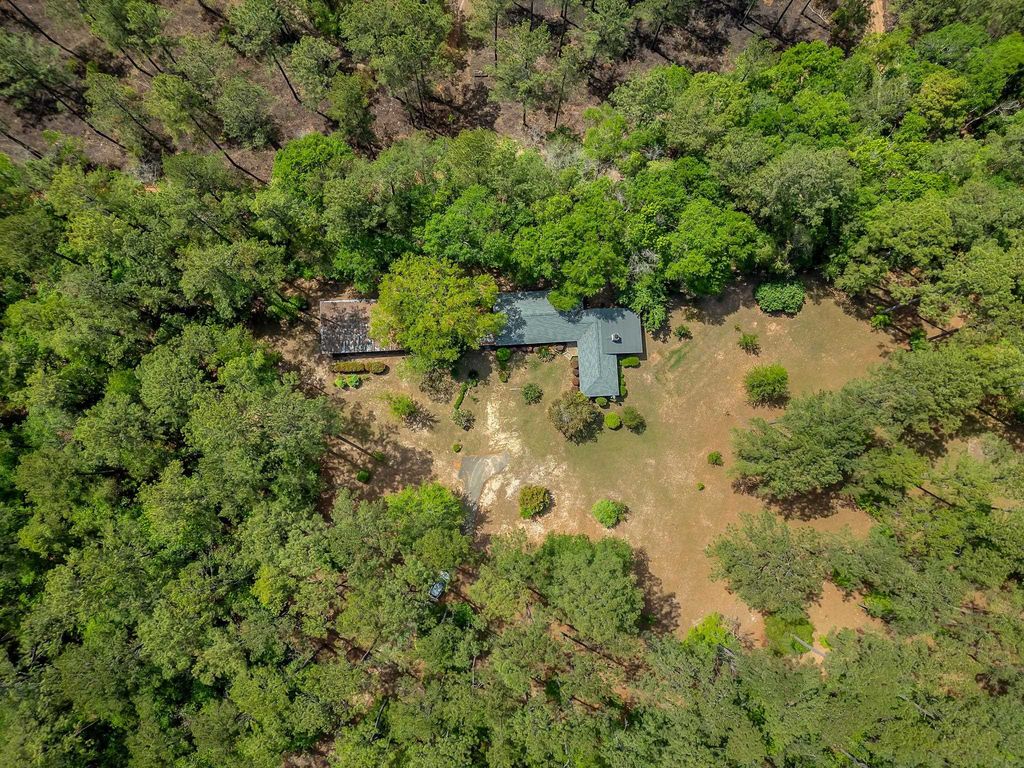 Photo of 279 Indian Sink Trail, Thomasville, GA 31792 (MLS # 398545)