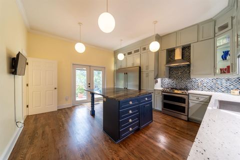 Tiny photo for 911 Alachua Avenue, Tallahassee, FL 32308 (MLS # 390258)