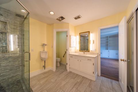 Tiny photo for 911 Alachua Avenue, Tallahassee, FL 32308 (MLS # 390258)