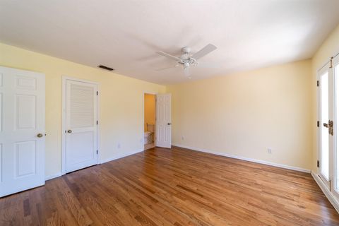 Tiny photo for 911 Alachua Avenue, Tallahassee, FL 32308 (MLS # 390258)