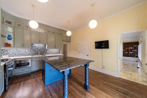 Tiny photo for 911 Alachua Avenue, Tallahassee, FL 32308 (MLS # 390258)