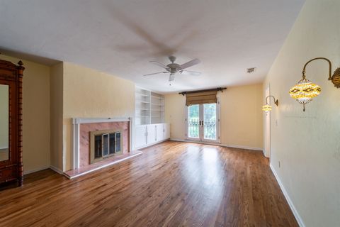 Tiny photo for 911 Alachua Avenue, Tallahassee, FL 32308 (MLS # 390258)
