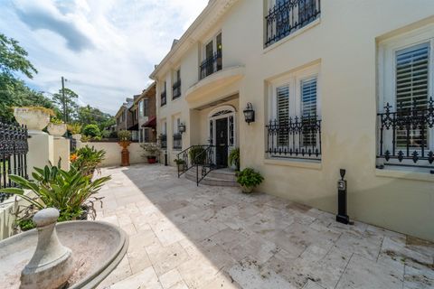 Tiny photo for 911 Alachua Avenue, Tallahassee, FL 32308 (MLS # 390258)