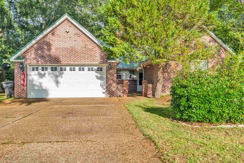 A home in TALLAHASSEE