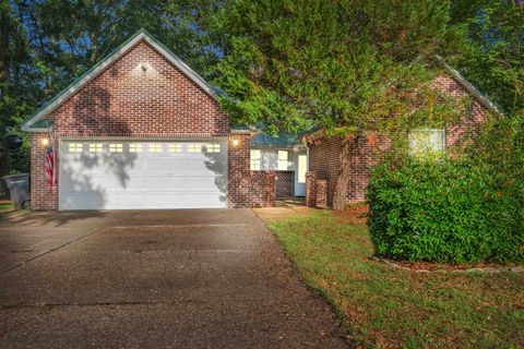 A home in TALLAHASSEE