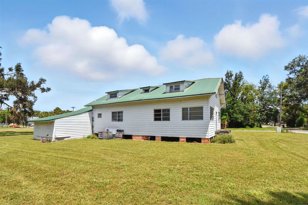 Photo of 317 N Orange Street, Perry, FL 32347 (MLS # 389613)