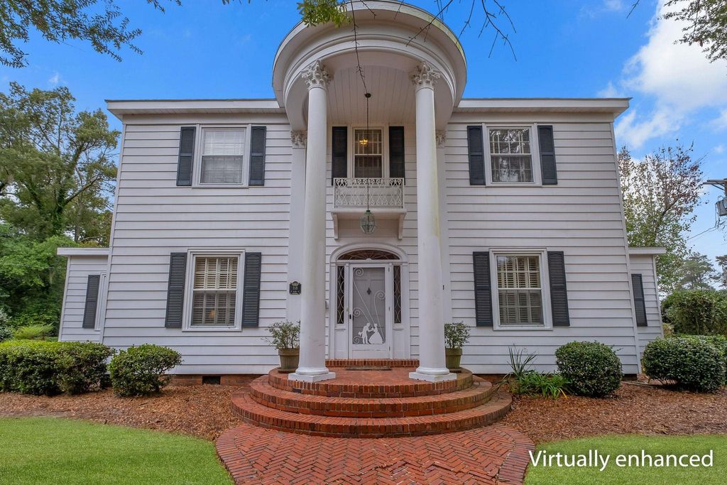 Photo of 118 N Ward Street, Quincy, FL 32351 (MLS # 393914)