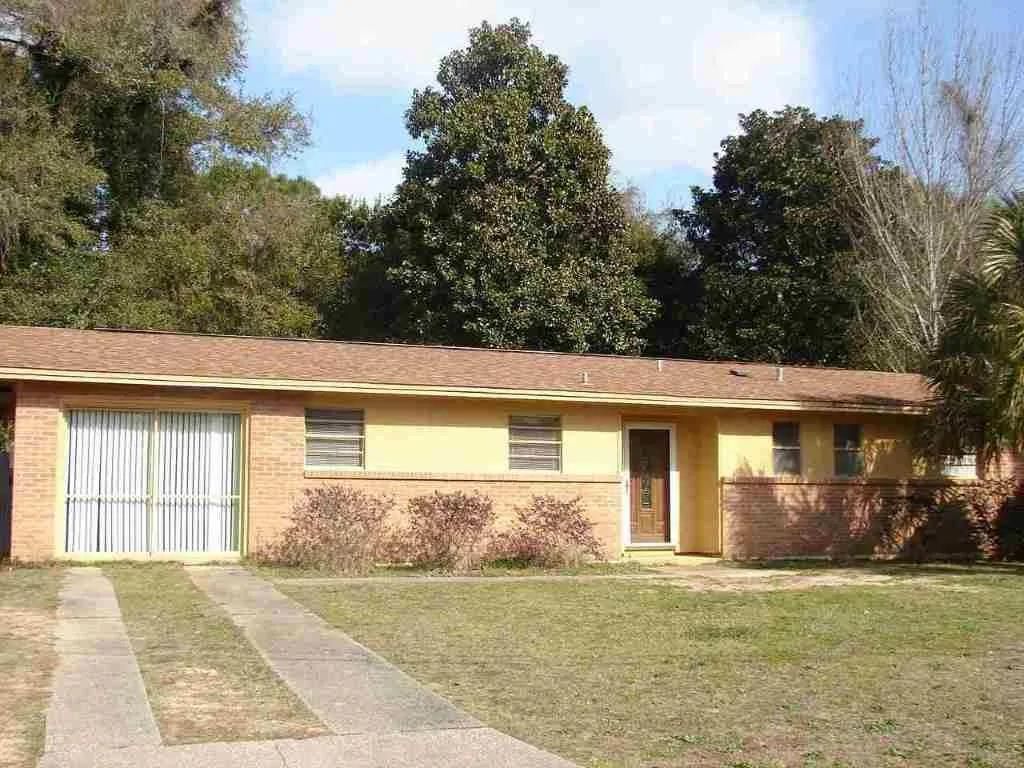 Photo of 3640 Wellington Road, Other Florida, FL 32504 (MLS # 398286)