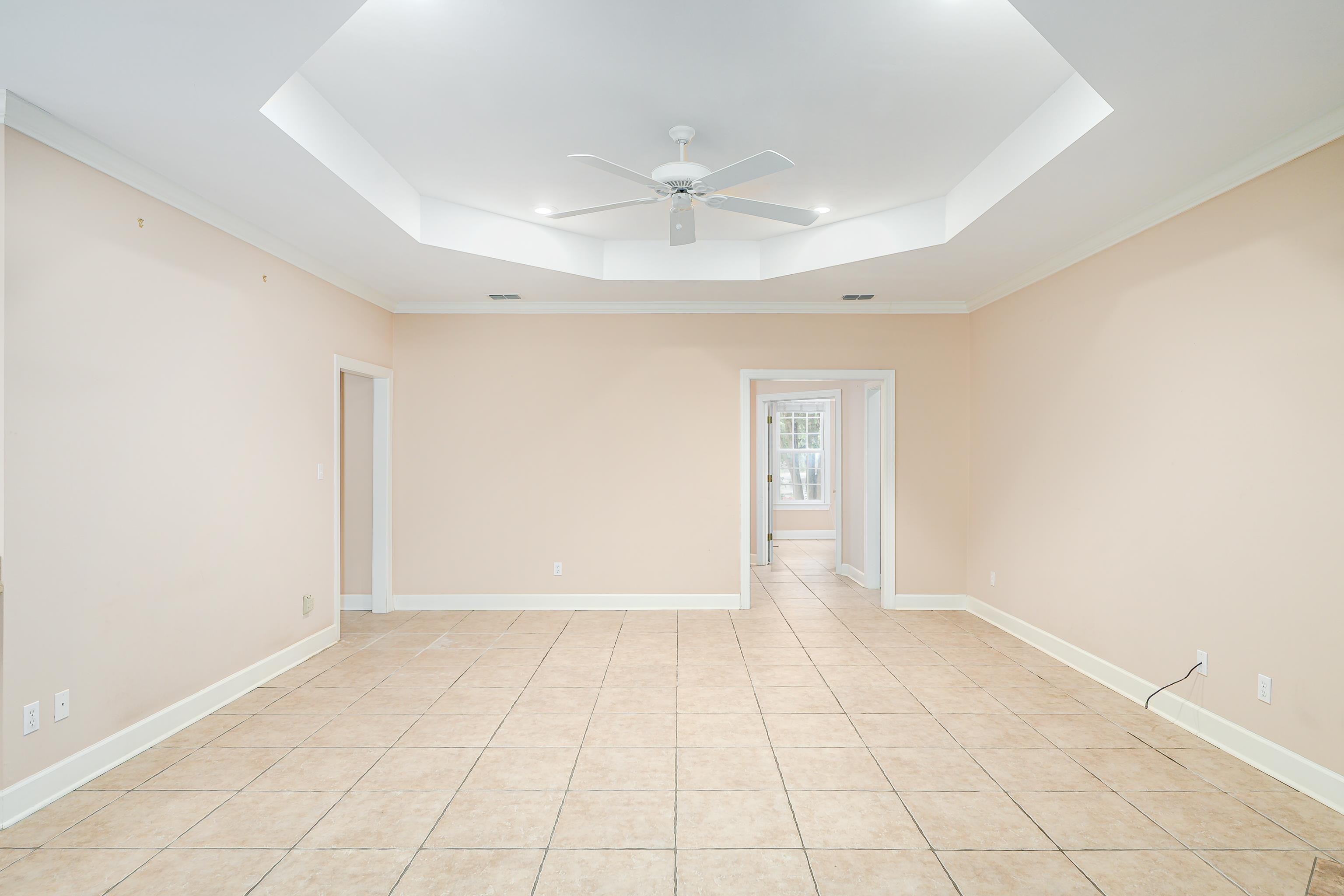 335 Remington Run Loop
