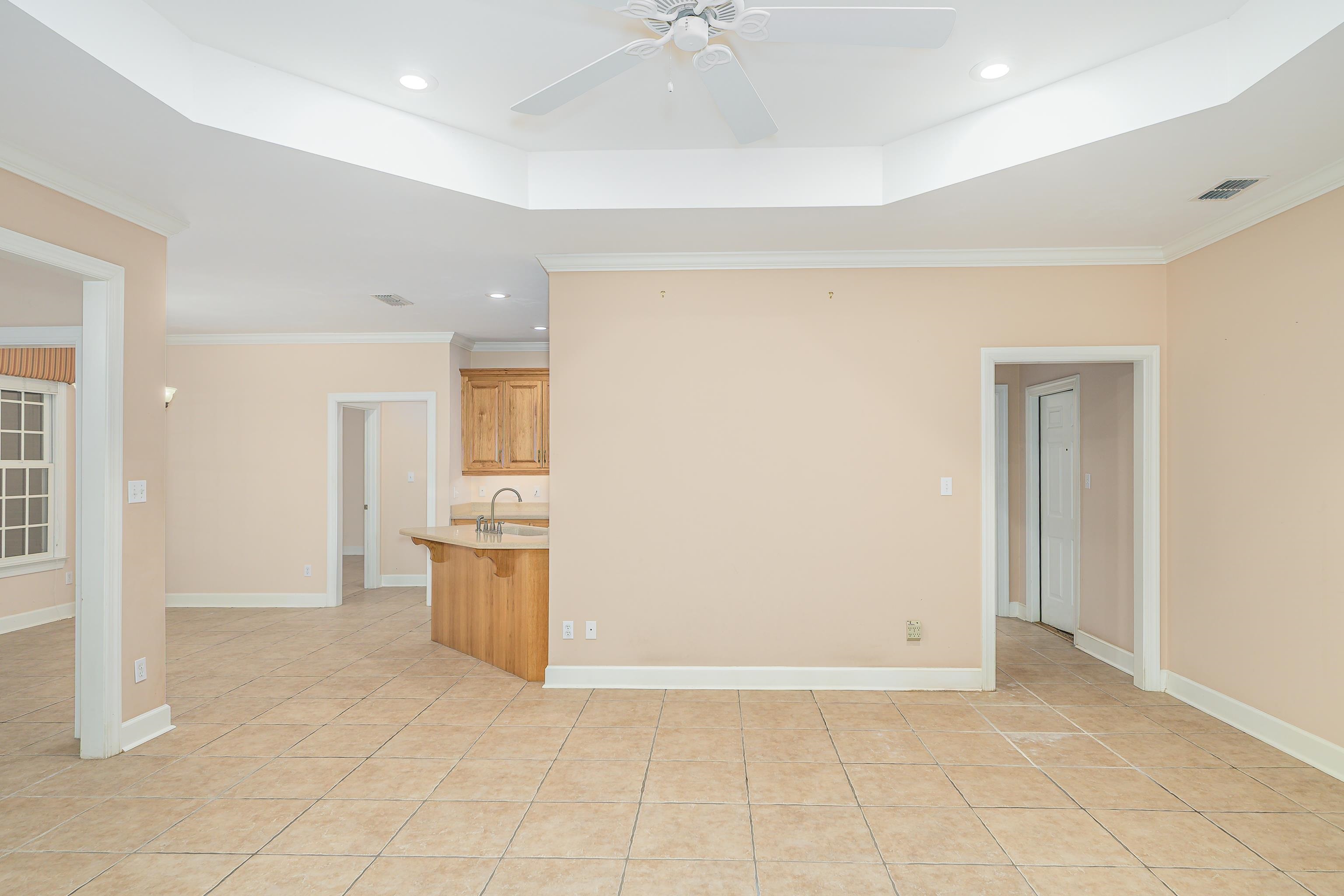 335 Remington Run Loop