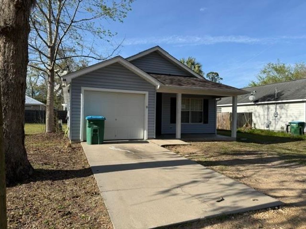 Photo of 36 Catawba Trail, Crawfordville, FL 32327 (MLS # 399520)