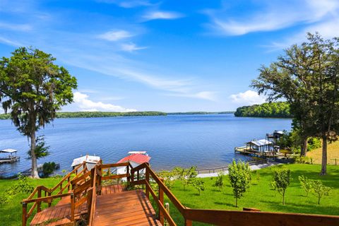 Photo of 2008 Lake Point Lane, Tallahassee, FL 32310 (MLS # 398930)