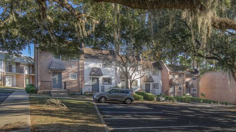 Tiny photo for 2731 S BLAIR STONE Road #B19, Tallahassee, FL 32301 (MLS # 394202)