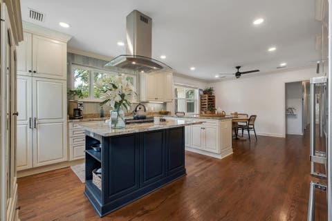 Tiny photo for 1481 SPRUCE Avenue, Tallahassee, FL 32303 (MLS # 402815)