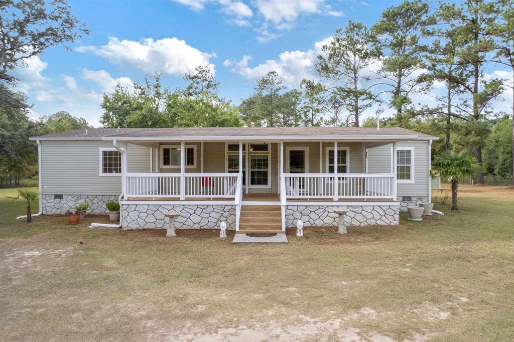 Photo of 2029 Boston Highway, Monticello, FL 32344 (MLS # 391980)
