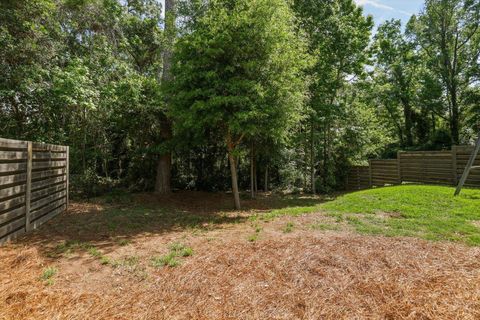 Tiny photo for 2655 Bending Way, Tallahassee, FL 32308 (MLS # 399585)