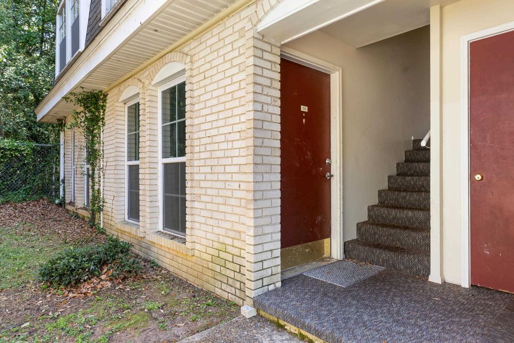 Photo of 2020 Continental Avenue #106, Tallahassee, FL 32304 (MLS # 398488)