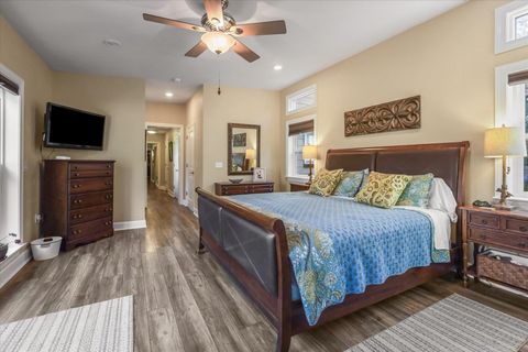 Tiny photo for 3009 Livingston Road, Tallahassee, FL 32303 (MLS # 393449)