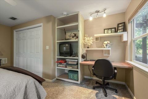 Tiny photo for 3009 Livingston Road, Tallahassee, FL 32303 (MLS # 393449)