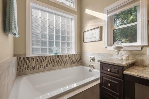 Tiny photo for 3009 Livingston Road, Tallahassee, FL 32303 (MLS # 393449)