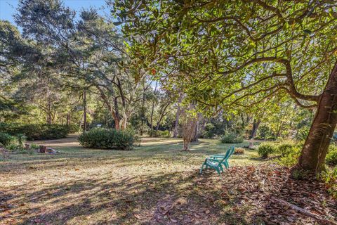 Tiny photo for 3009 Livingston Road, Tallahassee, FL 32303 (MLS # 393449)