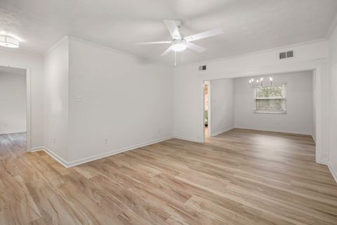 Tiny photo for 928 Chestwood Avenue, Leon, FL 32303 (MLS # 392595)