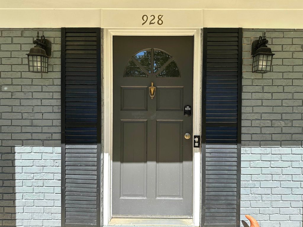 Photo of 928 Chestwood Avenue, Leon, FL 32303 (MLS # 392595)