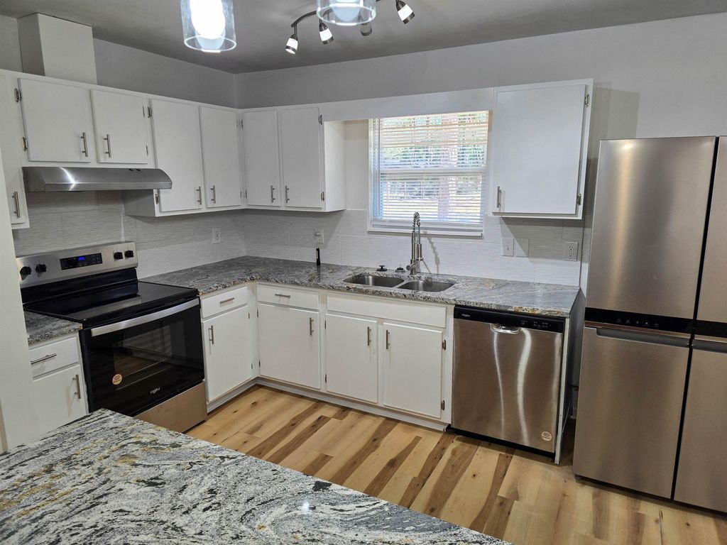 Photo of 2820 Bardswood Lane, Tallahassee, FL 32305 (MLS # 396685)