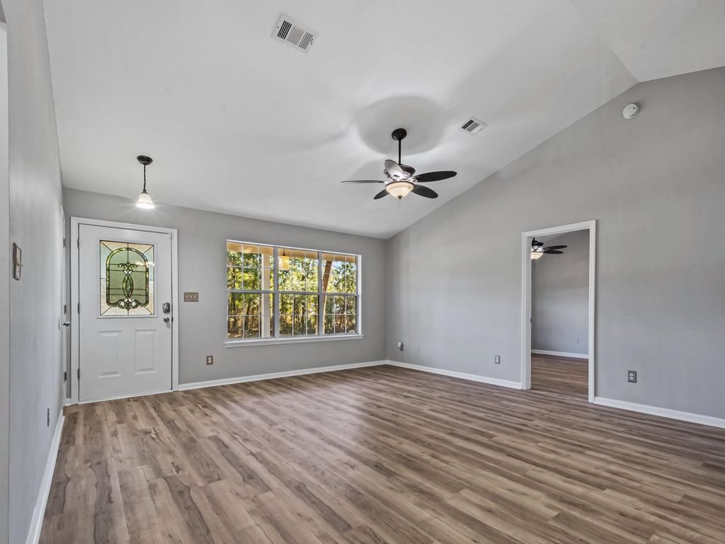 Photo of 5 Birch Court, Crawfordville, FL 32327 (MLS # 398303)