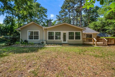 Tiny photo for 1713 Chestnut Hill, Tallahassee, FL 32312 (MLS # 398986)